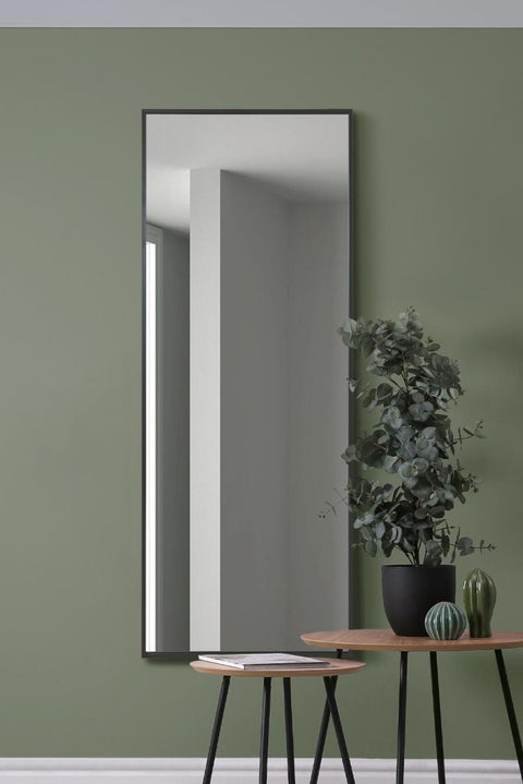 Black Aluminium Edged Wall Mirror 4ft11 X 2ft (150CM X 60CM)